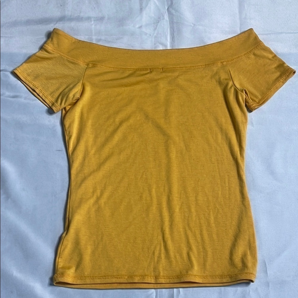 GUESS Yellow Off-Shoulder Women's Top - Picture 10 of 10
